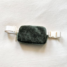 Load image into Gallery viewer, Belt Bag - Velvet Dreams