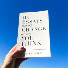 Load image into Gallery viewer, 101 Essays That Will Change the Way You Think